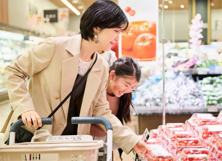 スーパー２階で買い物もらくらく
